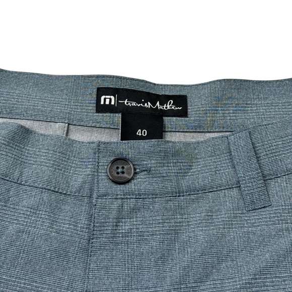 Travis Mathew Grommet Short Golf Shorts - Picture 4 of 14